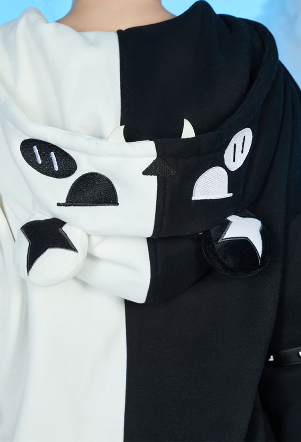 Skeleton Bear Hoodie Black and White Furry Paw Hoodie Daily Wear Skeleton Bear Hoodie Black and White Furry Paw Hoodie Daily Wear