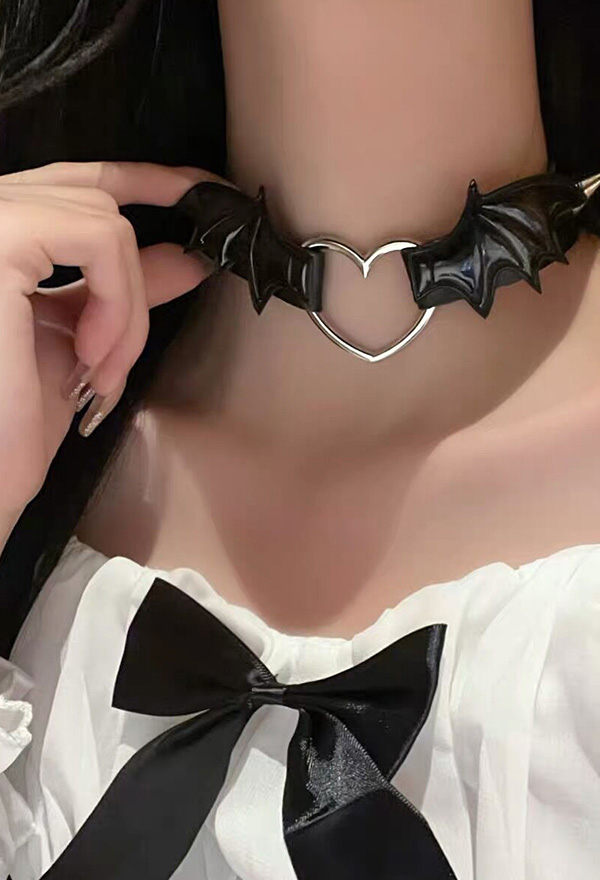 Gothic Halloween Black Heart Wings PU Choker Dark Style Adjustable Choker