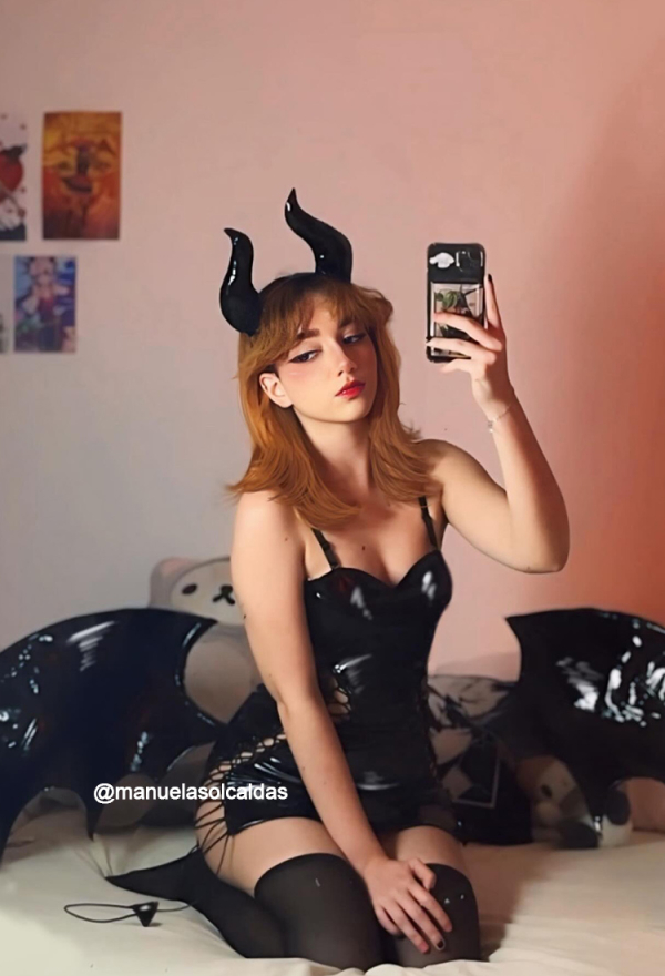 MIDNIGHT DEVIL Succubus Style Sexy Dress Black PU Leather Dress with Detachable Wings and Horns MIDNIGHT DEVIL Succubus Style Sexy Dress Black PU Leather Dress with Detachable Wings and Horns