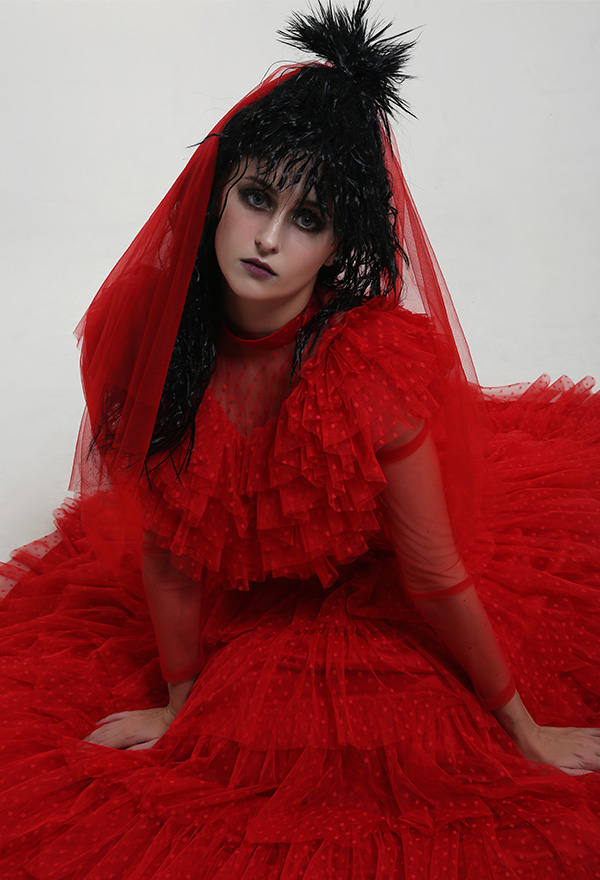 Lydia's Heartbeat Gothic Red Wedding Dress Back Adjustable Multiple Layer Dress With Headdress