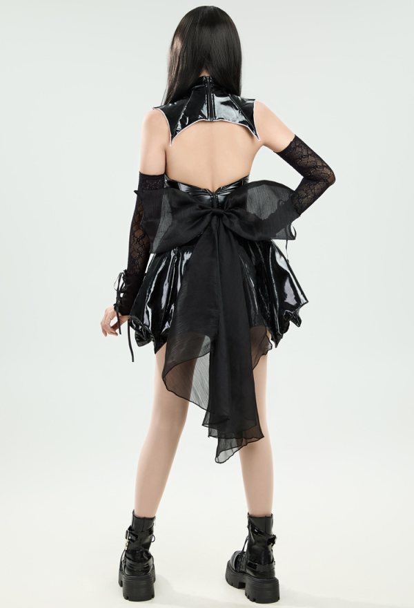 Gothic Corset Vest and Skirt Set Black Hollow Out Corset Style Top and Skirt with Detachable Bowknot Gothic Corset Vest and Skirt Set Black Hollow Out Corset Style Top and Skirt with Detachable Bowknot
