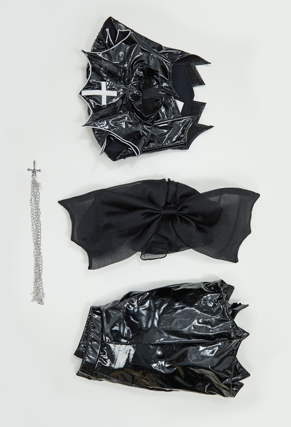 Gothic Corset Vest and Skirt Set Black Hollow Out Corset Style Top and Skirt with Detachable Bowknot Gothic Corset Vest and Skirt Set Black Hollow Out Corset Style Top and Skirt with Detachable Bowknot