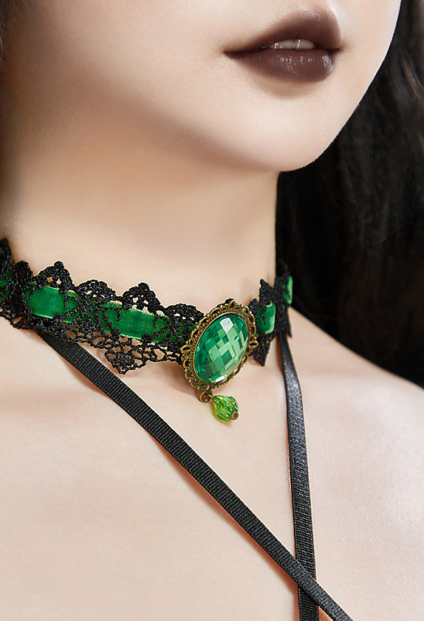 Green Menace Halloween Witch Costume Halter Top and Irregular Skirt with Sleeves and Hat