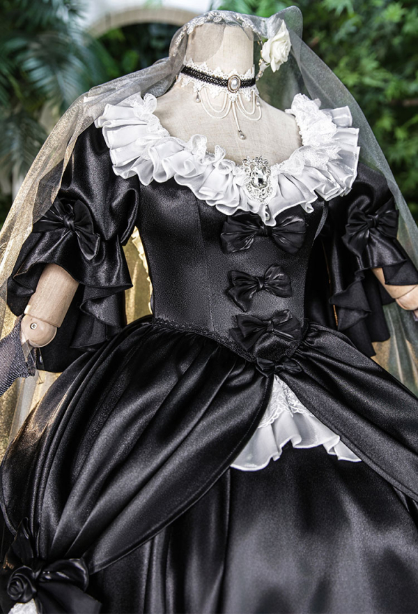 Halloween Cosplay Costume Dress with Pantyhose and Veil