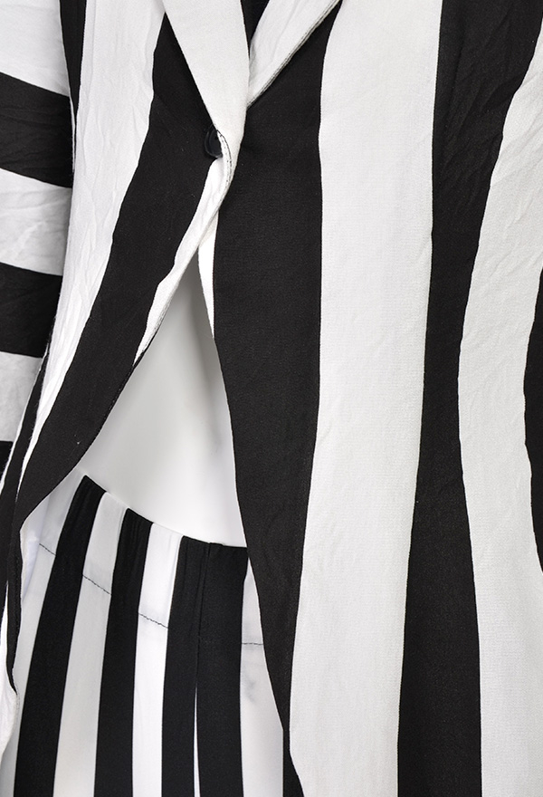 Gothic Vertical Stripes Curvy-fit Jacket Suit Black and White Cotton Jacket Suit with Tie Halloween Costume for Woman Gothic Vertical Stripes Curvy-fit Jacket Suit Black and White Cotton Jacket Suit with Tie Halloween Costume for Woman