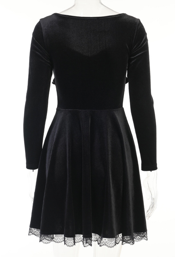Women Fall Stylish Show Breast Cocktail Mini Dress Gothic Velvet Front Butterfly Embroidery Lace Hem Long Sleeve A-line Dress