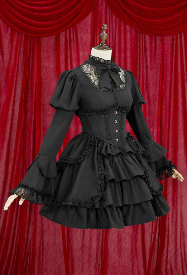 Moonlight Romance Victorian Gothic Black Dress Vintage Court Style Multi Layered Dress with Corset