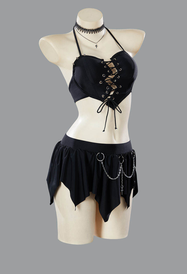 Gothic Broken Heart Shaped Swimsuit Two-Piece Bikini Set Halter Top and Culottes Bathing Suit with Choker Gothic Broken Heart Shaped Swimsuit Two-Piece Bikini Set Halter Top and Culottes Bathing Suit with Choker