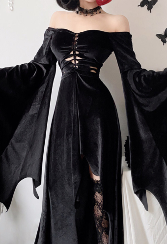 Meowcos Bewitched Bat Gothic Witch Style Black Dress Halloween Bat Wing Sleeve Off-Shoulder Long Gown