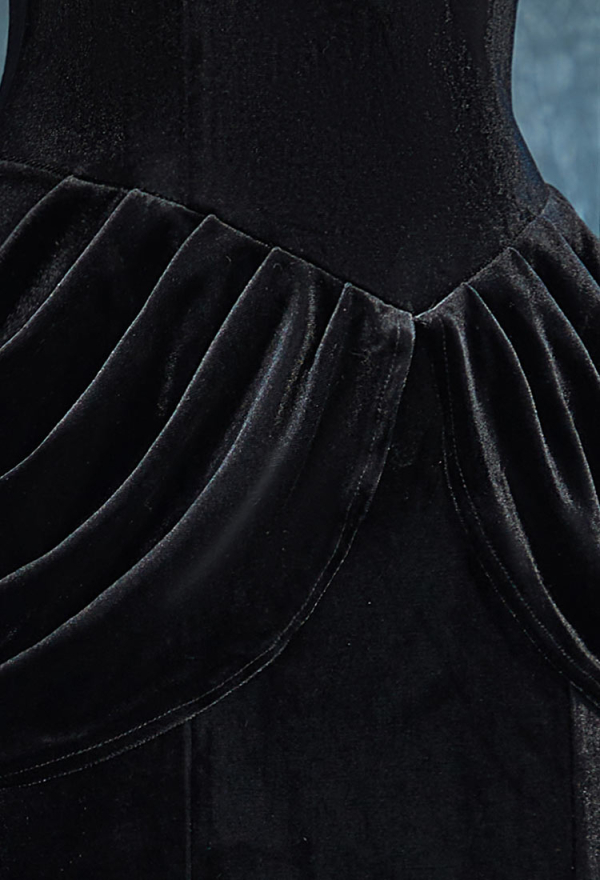 Morticia's Shadow Halloween Gothic Black Winter Velvet Gown Dress Vampire Style Fishtail Dress Morticia's Shadow Halloween Gothic Black Winter Velvet Gown Dress Vampire Style Fishtail Dress