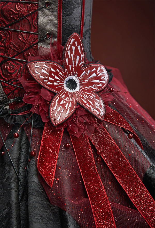 Venomous Bloom Gothic Black Red Dress Off-the-Shoulder Irregular Layered Dress with Choker