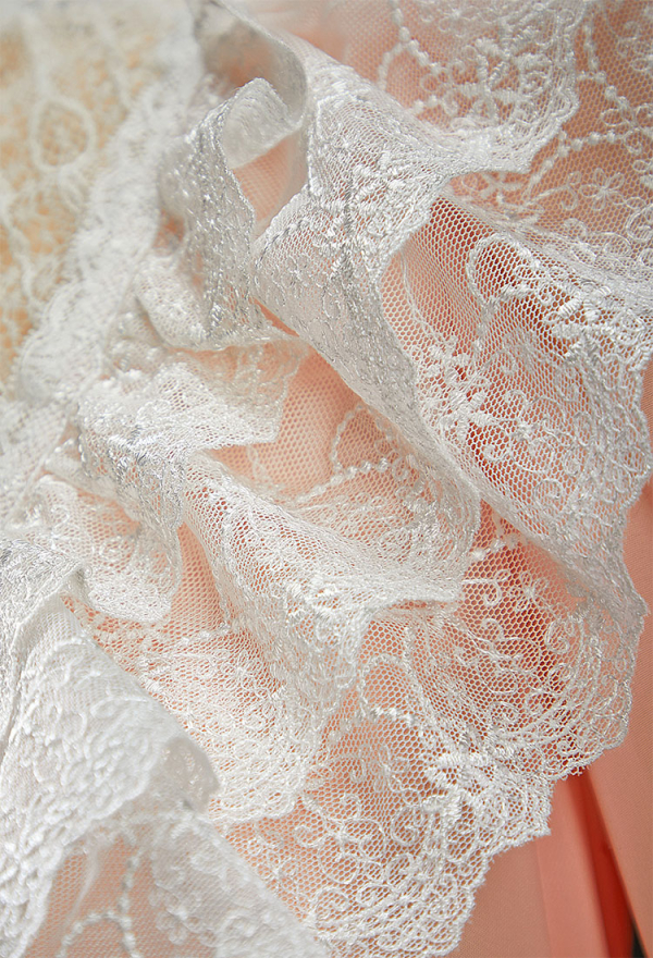 Oddity Vault: 1890 Halloween Peach Pink Dress Vintage Lace Dress with Necklace