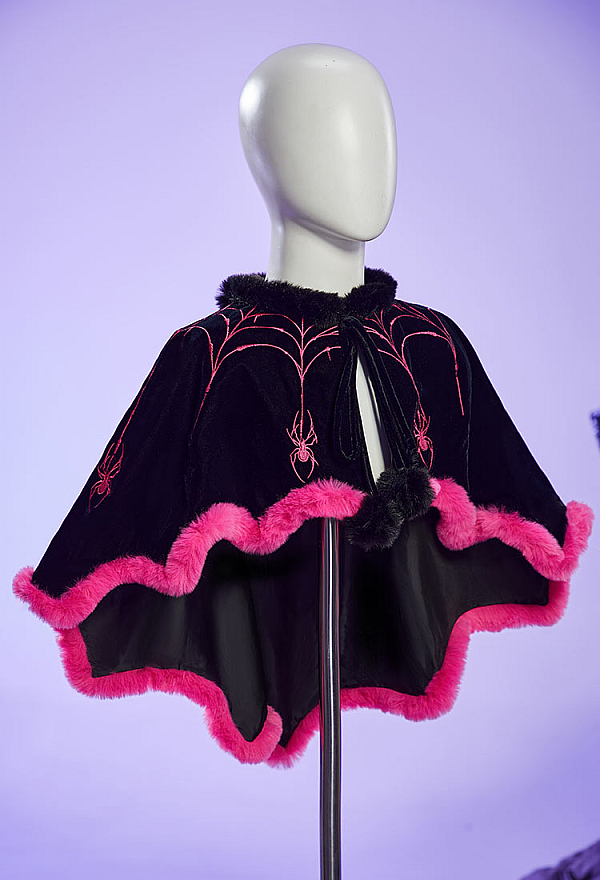 Haunted Night Gothic Bat Cape Irregular Bat Wing Design Velvet Cloak Haunted Night Gothic Bat Cape Irregular Bat Wing Design Velvet Cloak