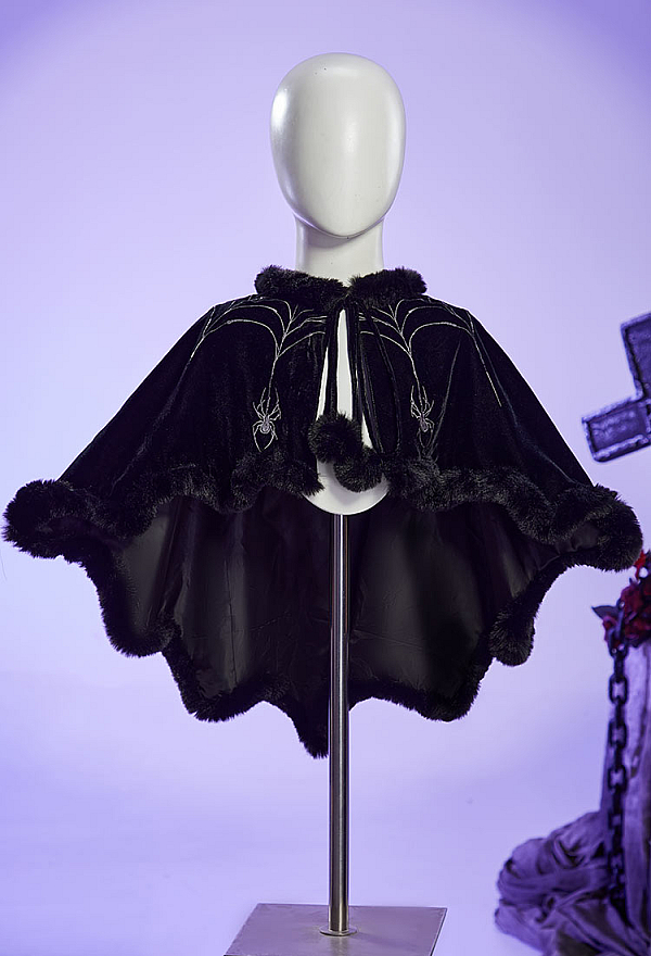 Haunted Night Gothic Bat Cape Irregular Bat Wing Design Velvet Cloak Haunted Night Gothic Bat Cape Irregular Bat Wing Design Velvet Cloak