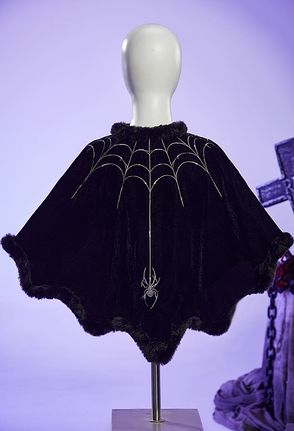 Haunted Night Gothic Bat Cape Irregular Bat Wing Design Velvet Cloak Haunted Night Gothic Bat Cape Irregular Bat Wing Design Velvet Cloak