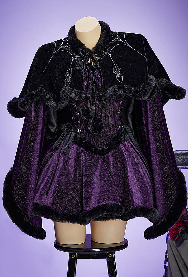 Haunted Night Gothic Bat Cape Irregular Bat Wing Design Velvet Cloak Haunted Night Gothic Bat Cape Irregular Bat Wing Design Velvet Cloak