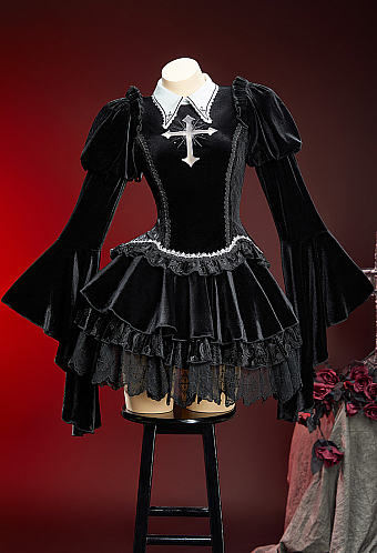 Nocturne in Black Gothic Black Velvet Petal Corset Skirt Set Flared-sleeve Corset and Layered Skirt