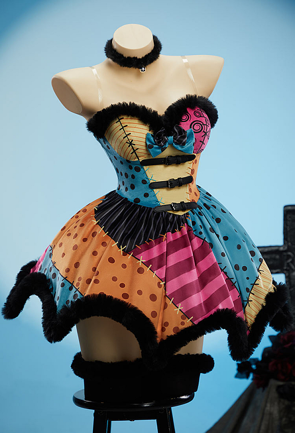 Sweet Nightmare Gothic Colorful Patchwork Print Dress with Choker and Stockings Winter Christmas Outfit Sweet Nightmare Gothic Colorful Patchwork Print Dress with Choker and Stockings Winter Christmas Outfit