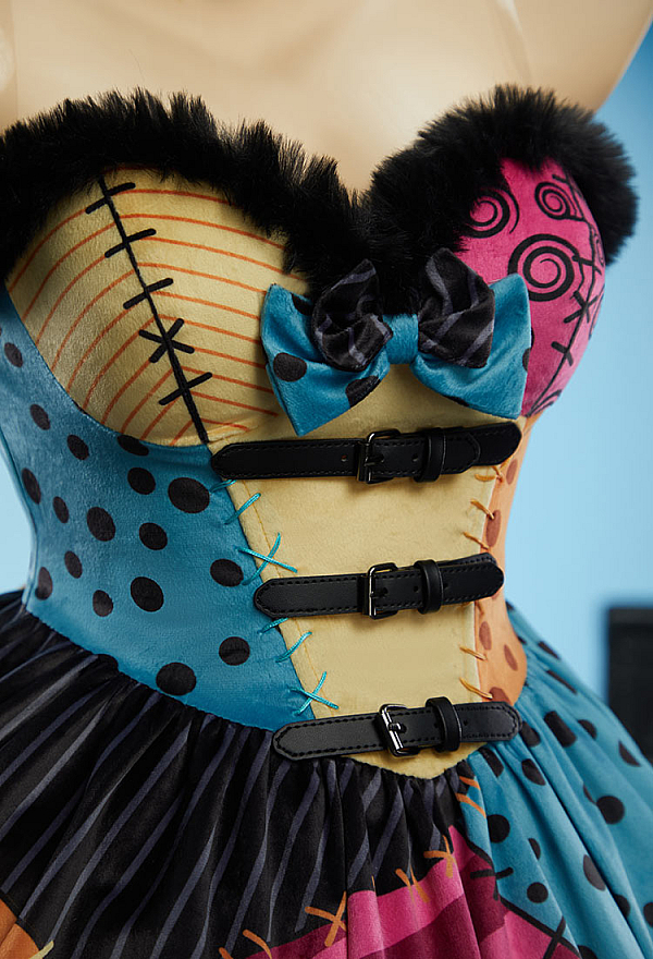 Sweet Nightmare Gothic Colorful Patchwork Print Dress with Choker and Stockings Winter Christmas Outfit Sweet Nightmare Gothic Colorful Patchwork Print Dress with Choker and Stockings Winter Christmas Outfit