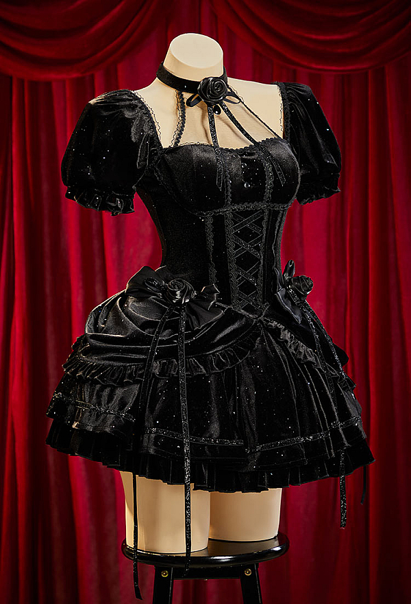 Bloodshade Soirée Gothic Black Velvet Dress Dark Style Layered Halter Dress with Gloves