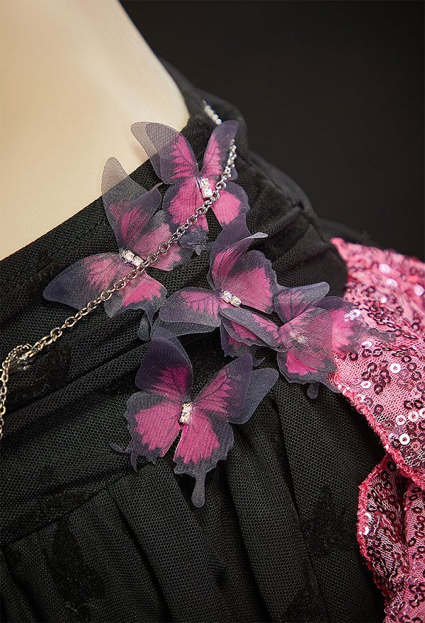 Gothic Black and Pink Butterfly Set Butterfly Shaped Halter Crop Top and Irregular Skort with Waist Chain Gothic Black and Pink Butterfly Set Butterfly Shaped Halter Crop Top and Irregular Skort with Waist Chain