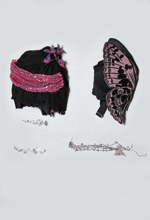 Gothic Black and Pink Butterfly Set Butterfly Shaped Halter Crop Top and Irregular Skort with Waist Chain Gothic Black and Pink Butterfly Set Butterfly Shaped Halter Crop Top and Irregular Skort with Waist Chain