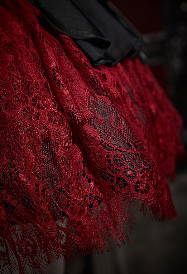 Gothic Black and Red Color Blocking Layered Dress Dark Court Style Lolita Dress with Choker and Bow