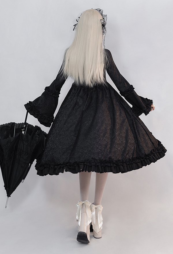 Gothic Flared Sleeve Dress Medieval Dark Retro Court Style Multi-Layered Dress Gothic Flared Sleeve Dress Medieval Dark Retro Court Style Multi-Layered Dress