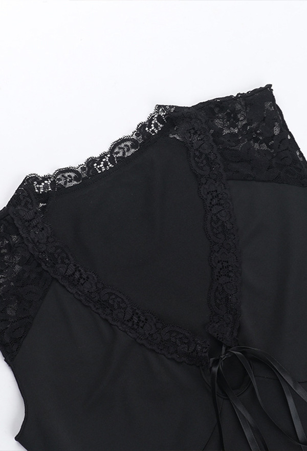 Gothic Black Deep V-Neck Tank Top Dark Style Lace Paneling Sleeveless Top Gothic Black Deep V-Neck Tank Top Dark Style Lace Paneling Sleeveless Top