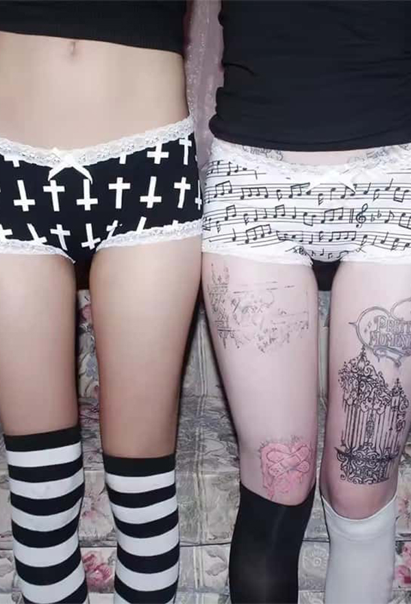 Gothic Cross Musical Staff Print Shorts Lace-Trimmed Low-Rise Hotpants