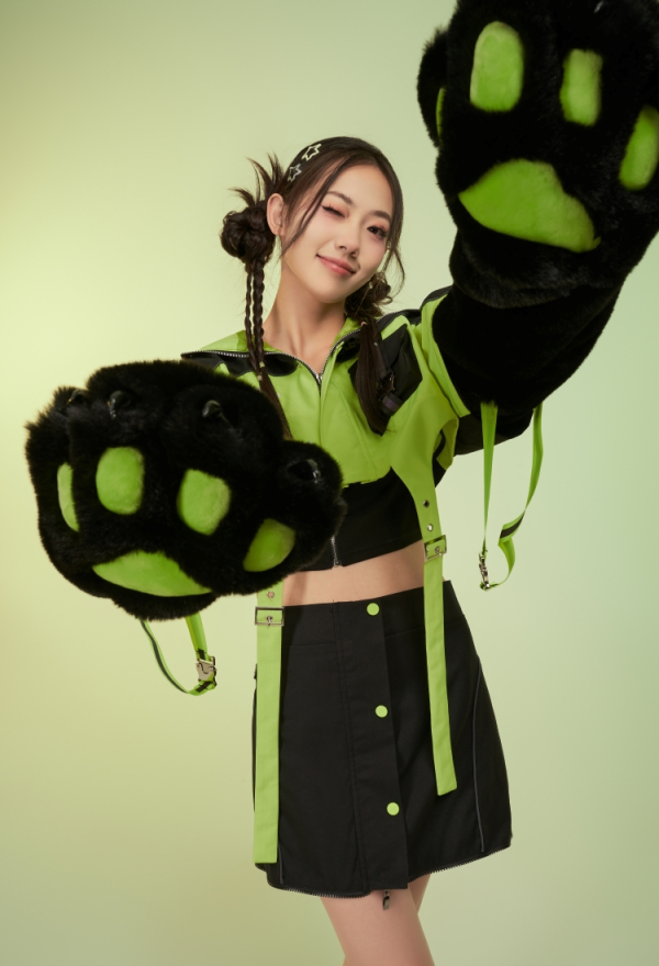 Cyberpunk Detachable Hooded Jacket Furry Cat Paw Coat Cyberpunk Detachable Hooded Jacket Furry Cat Paw Coat