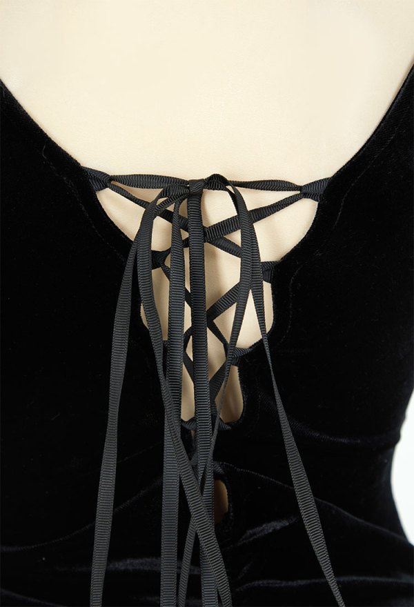 Beauty of Shadow Gothic Elf Style Sexy Costume Black Bodysuit with Sleeves and Necklace Beauty of Shadow Gothic Elf Style Sexy Costume Black Bodysuit with Sleeves and Necklace