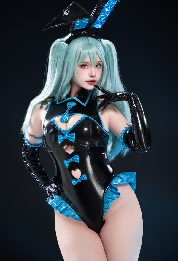 Sexy Lingerie Bunny Girl Cut-out Sleeveless Bodysuit with Gloves and Headband Sexy Lingerie Bunny Girl Cut-out Sleeveless Bodysuit with Gloves and Headband